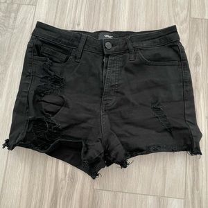 Vervet Distressed Black Shorts
